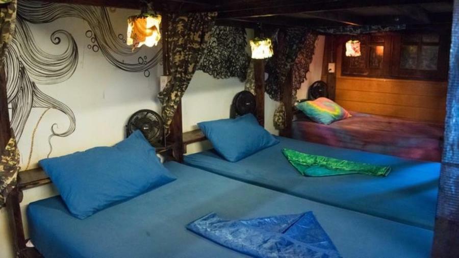 Peacock Hostel Ко-Ланта Экстерьер фото